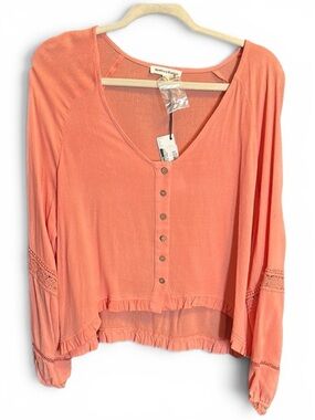 Newbury Kustom Lg NWT Pink Puff Sleeve Crop Blouse